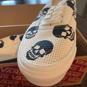 Vans Low Rise Limited Edition